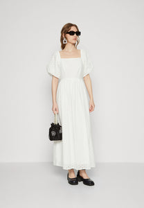 You added <b><u>SLF Anelli Dress in Snow White</u></b> to your cart.