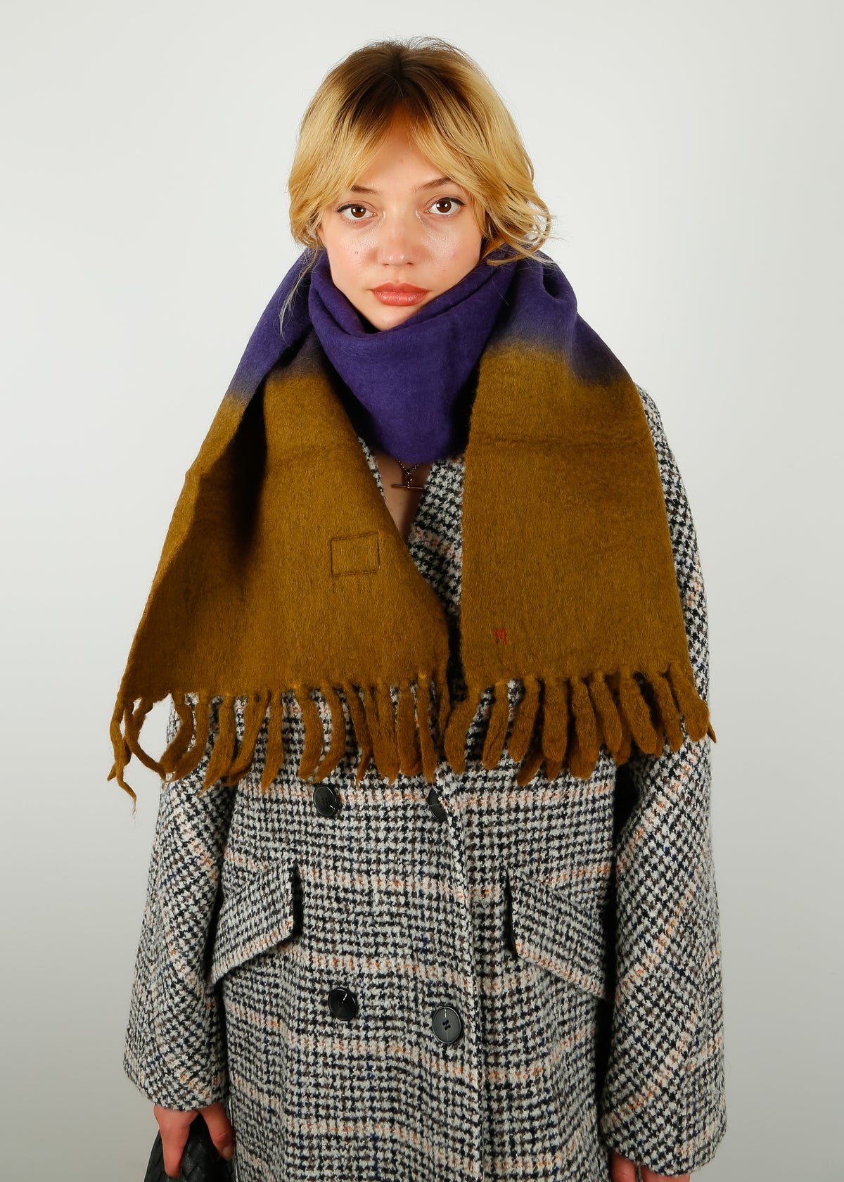 MOISMONT 698 Ombre Scarf in Coffee