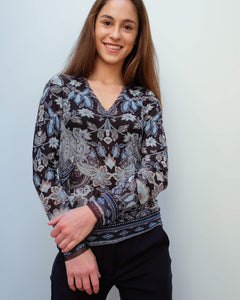You added <b><u>HB 2611 Zephyr blouse in black</u></b> to your cart.