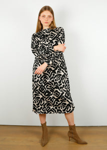 You added <b><u>PART TWO Cassiel Printed Dress in Black Leo</u></b> to your cart.