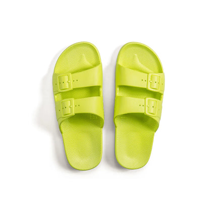 MOSES Sandals in Neon Yellow