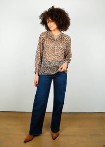 You added <b><u>AGOLDE Harper Jeans in Formation</u></b> to your cart.