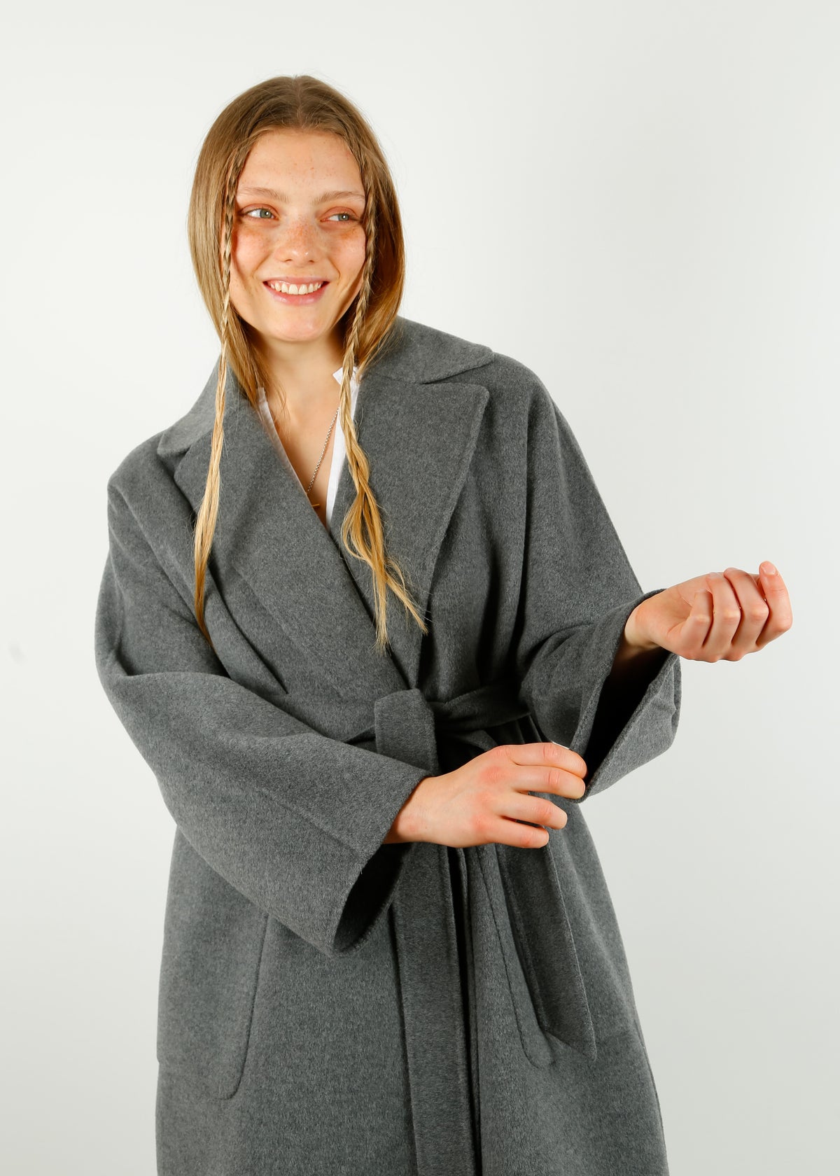 MM Rovo Coat in Medium Grey