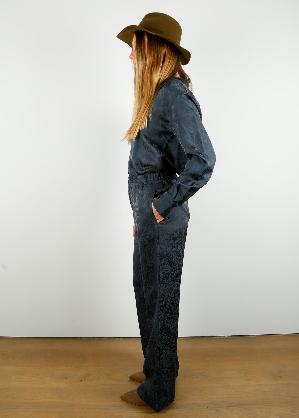 GG Journey Jogging Pants in Ombre Blue