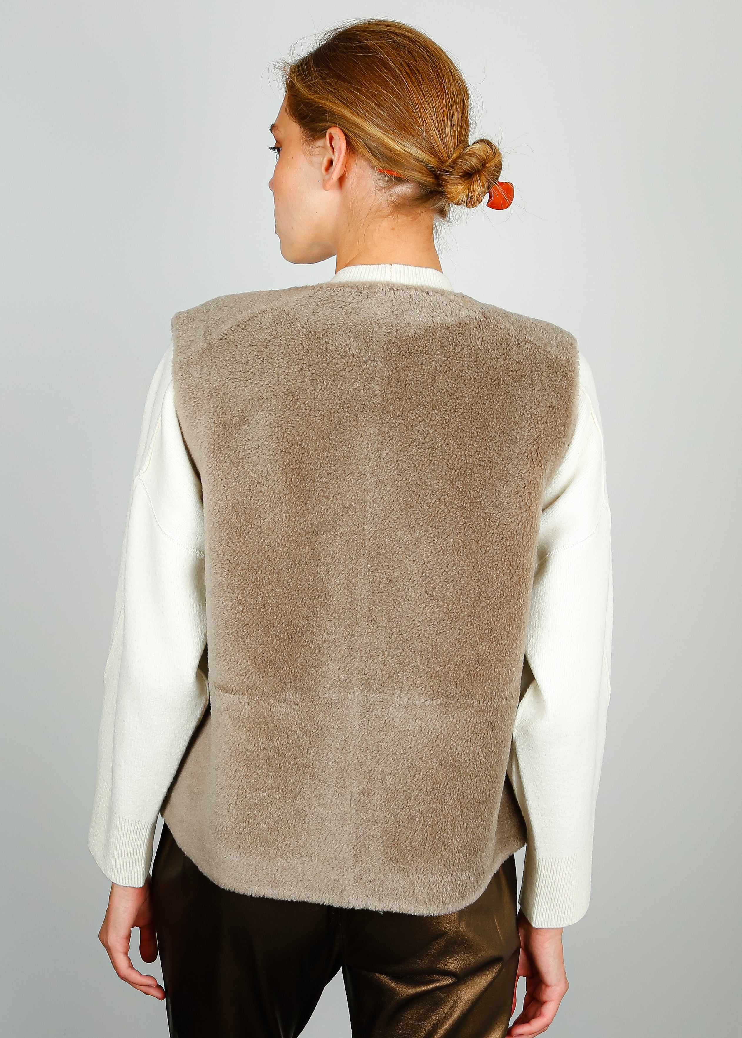 OW Signature Lily Fur Gilet in Taupe