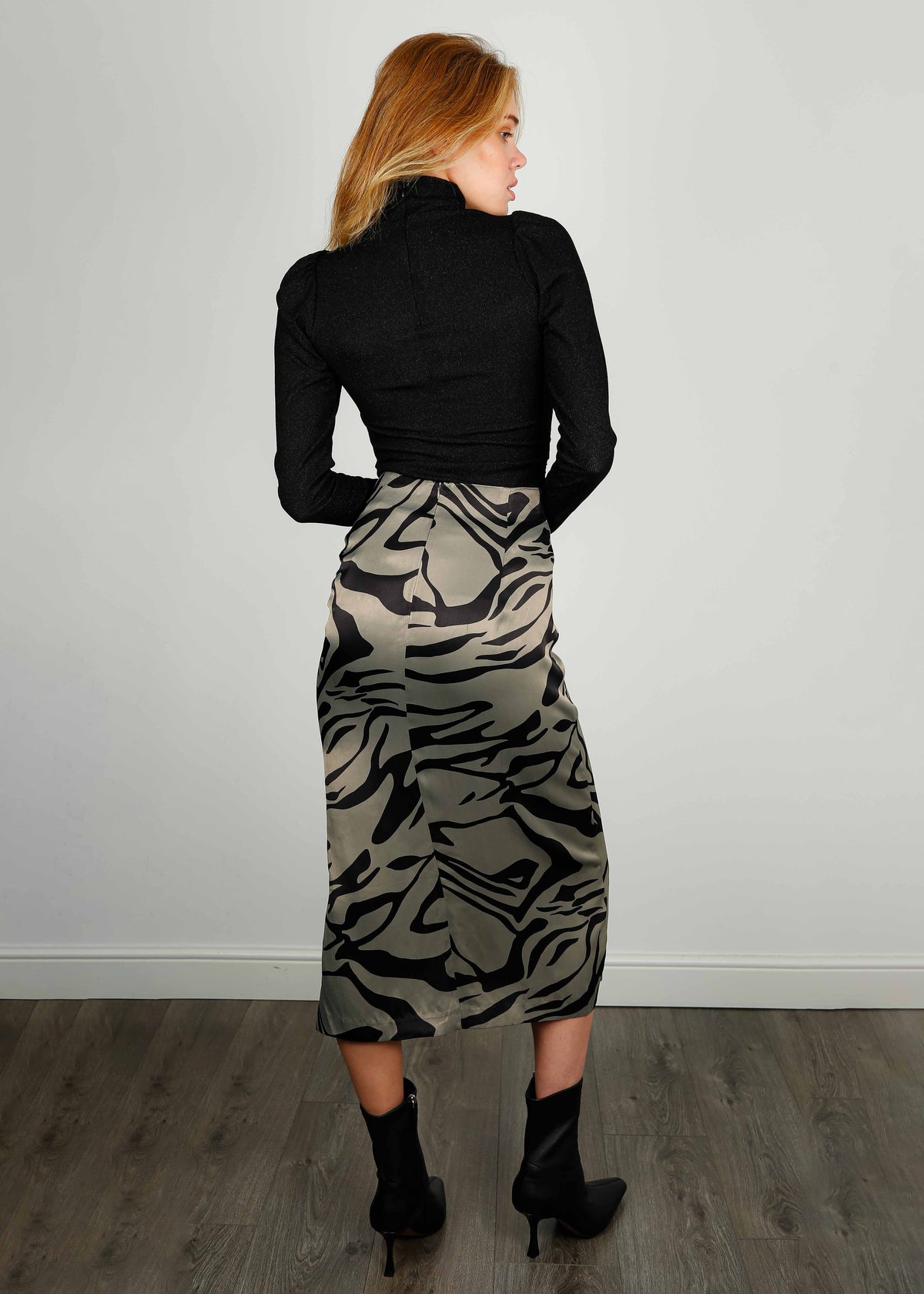 SEC.F Zebra Skirt in Bungee Cord