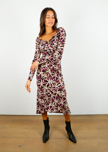 You added <b><u>DVF Sylviana Dress in Fall Leaves</u></b> to your cart.