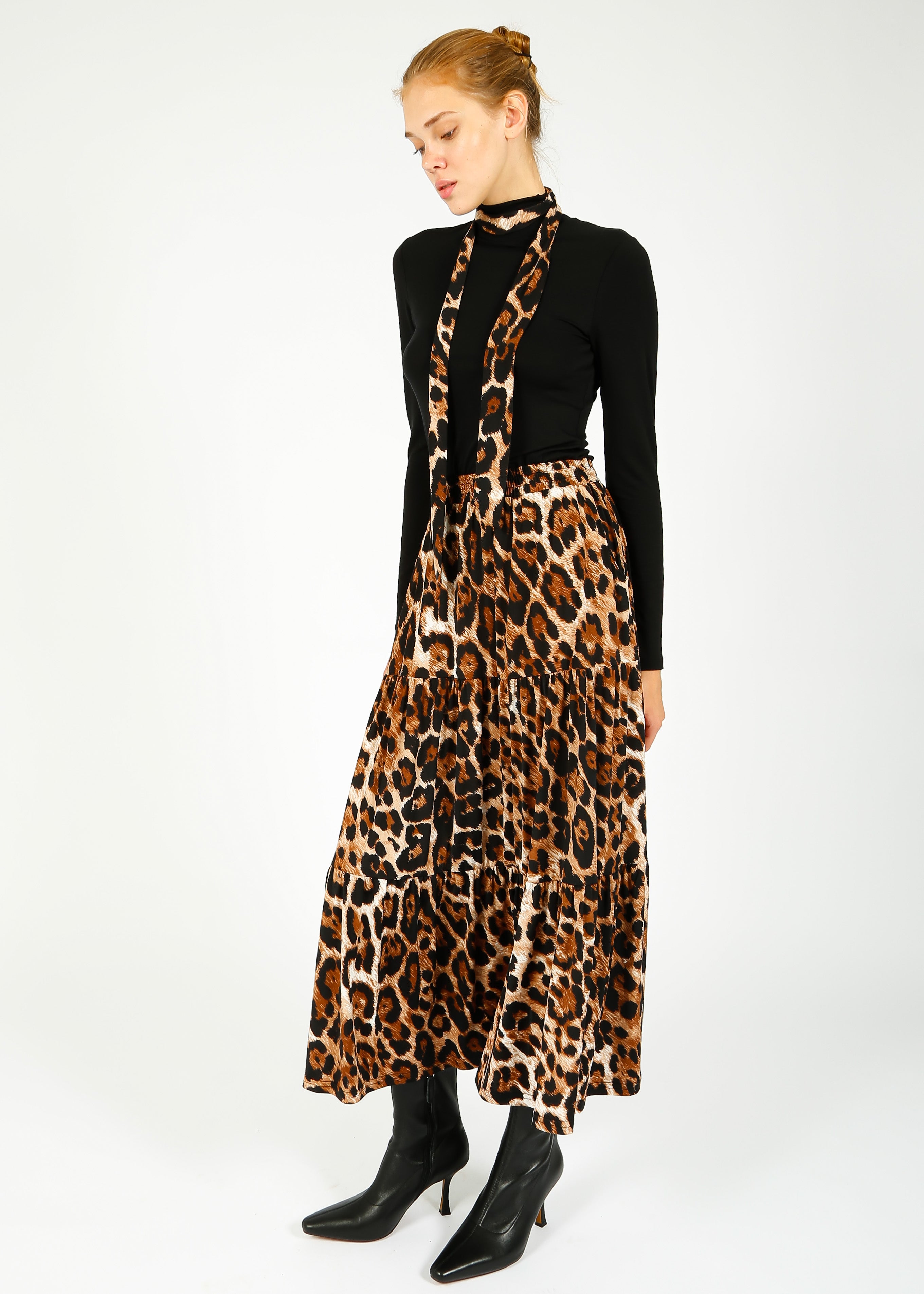 ONJENU Griffin Skirt in Leopard – shopatanna