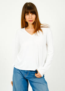You added <b><u>R&B The Knit Vee LS in White</u></b> to your cart.