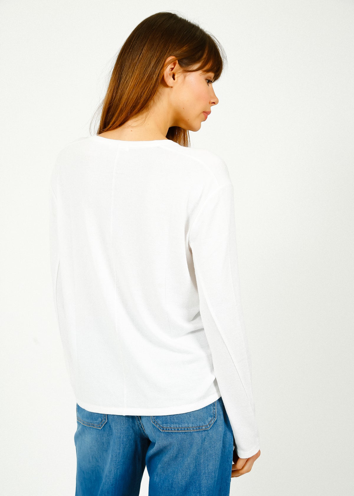 R&B The Knit Vee LS in White