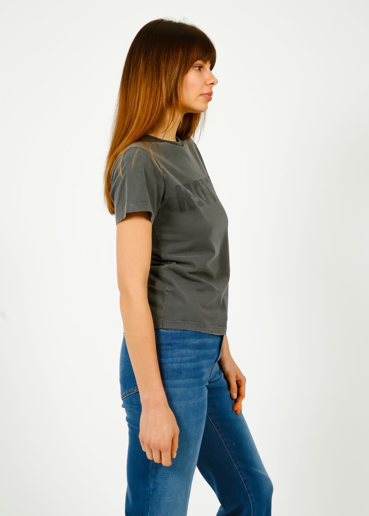 GG Distressed Slim Tee in Anthracite
