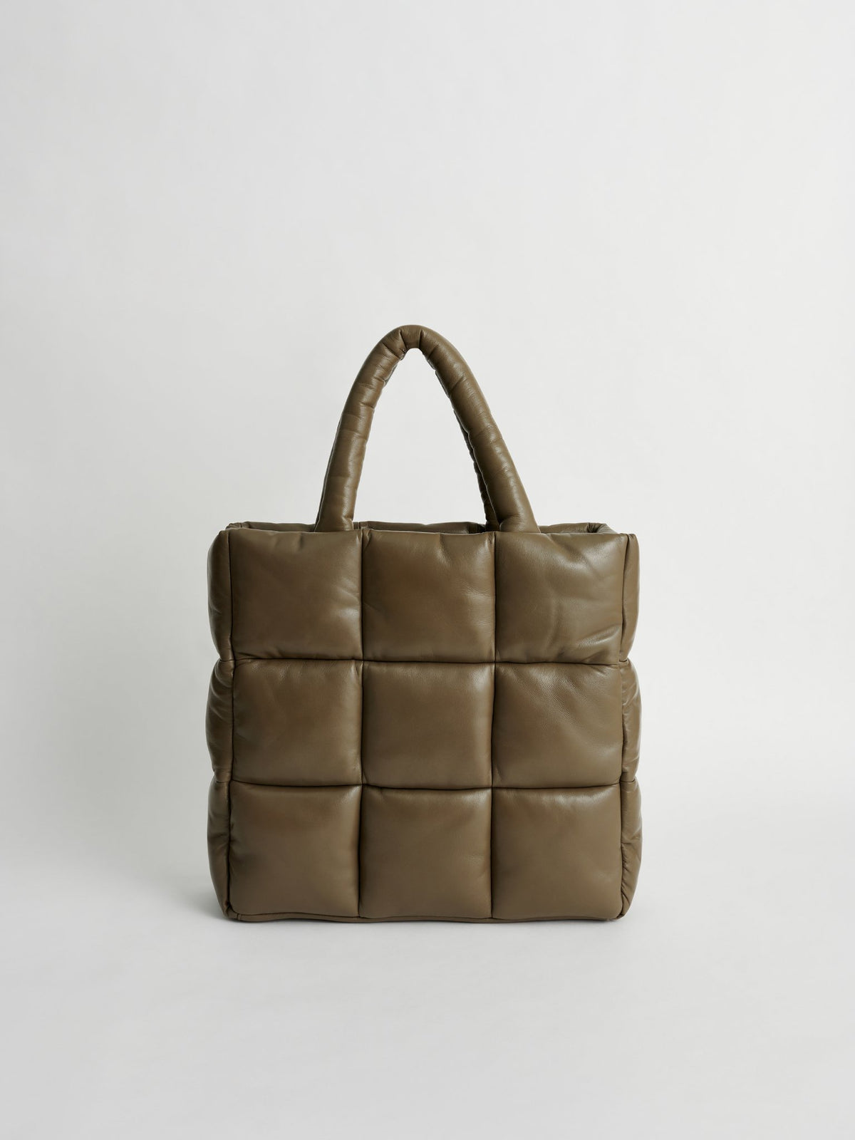 STAND Assante Puffy Bag in Saddle Brown