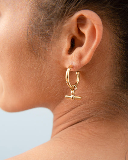 TS Medium Gold T-Bar Earrings