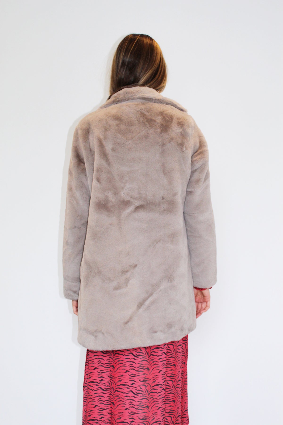 R&P Nonna Faux Fur Coat in Silver Cloud