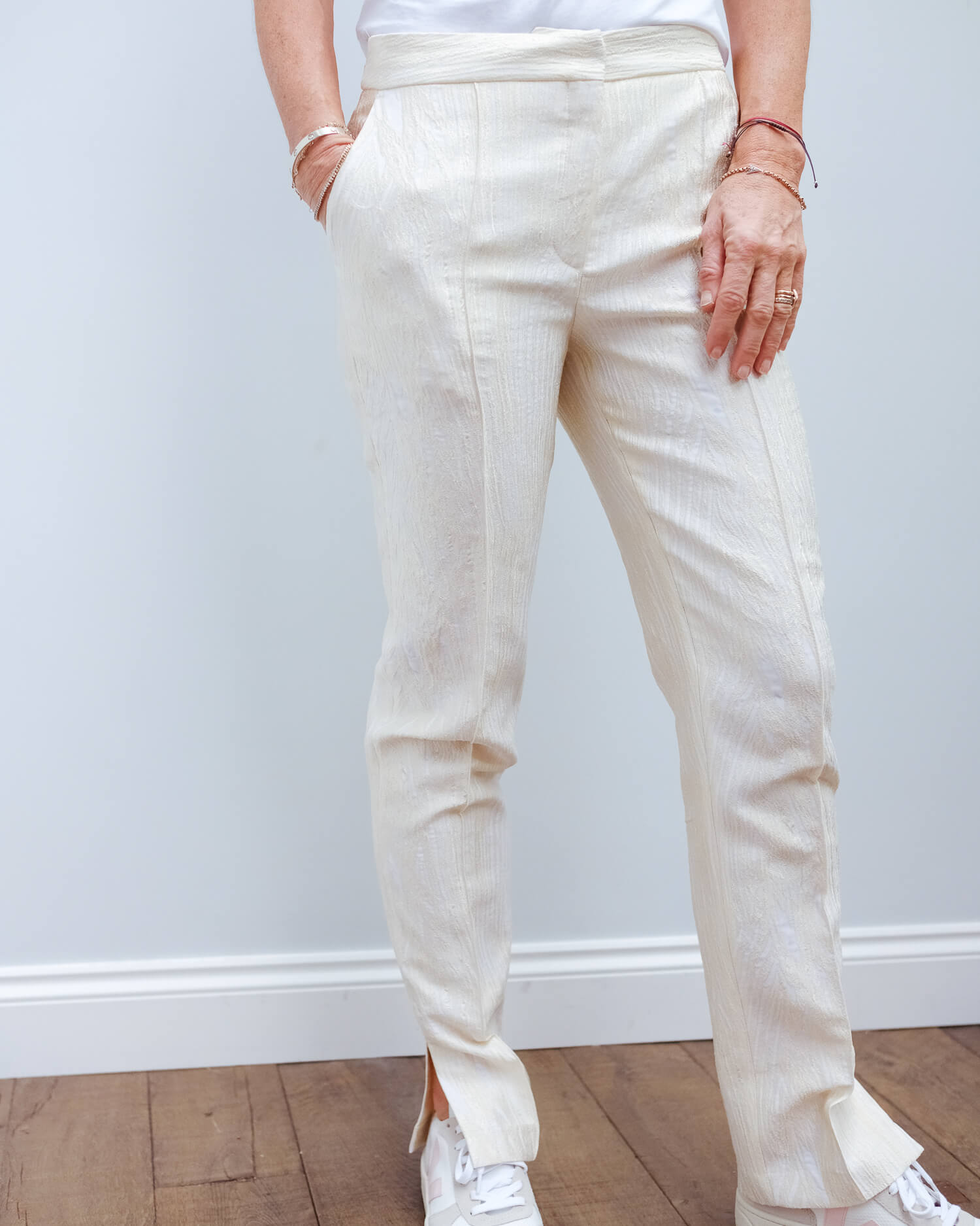 BMB Lingaard trousers in egg white