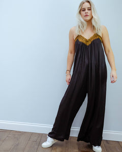 You added <b><u>RS Karissa jumpsuit in black, gold</u></b> to your cart.