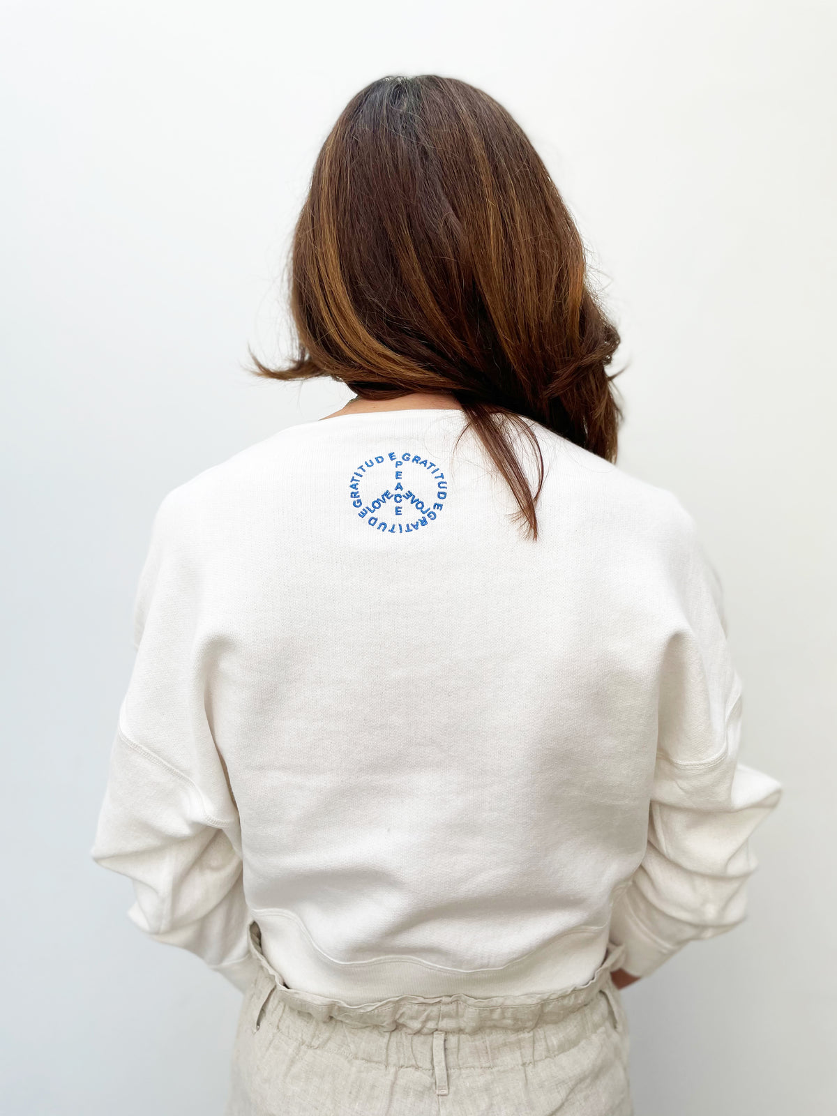 360 Peace Pullover in Chalk, Crush