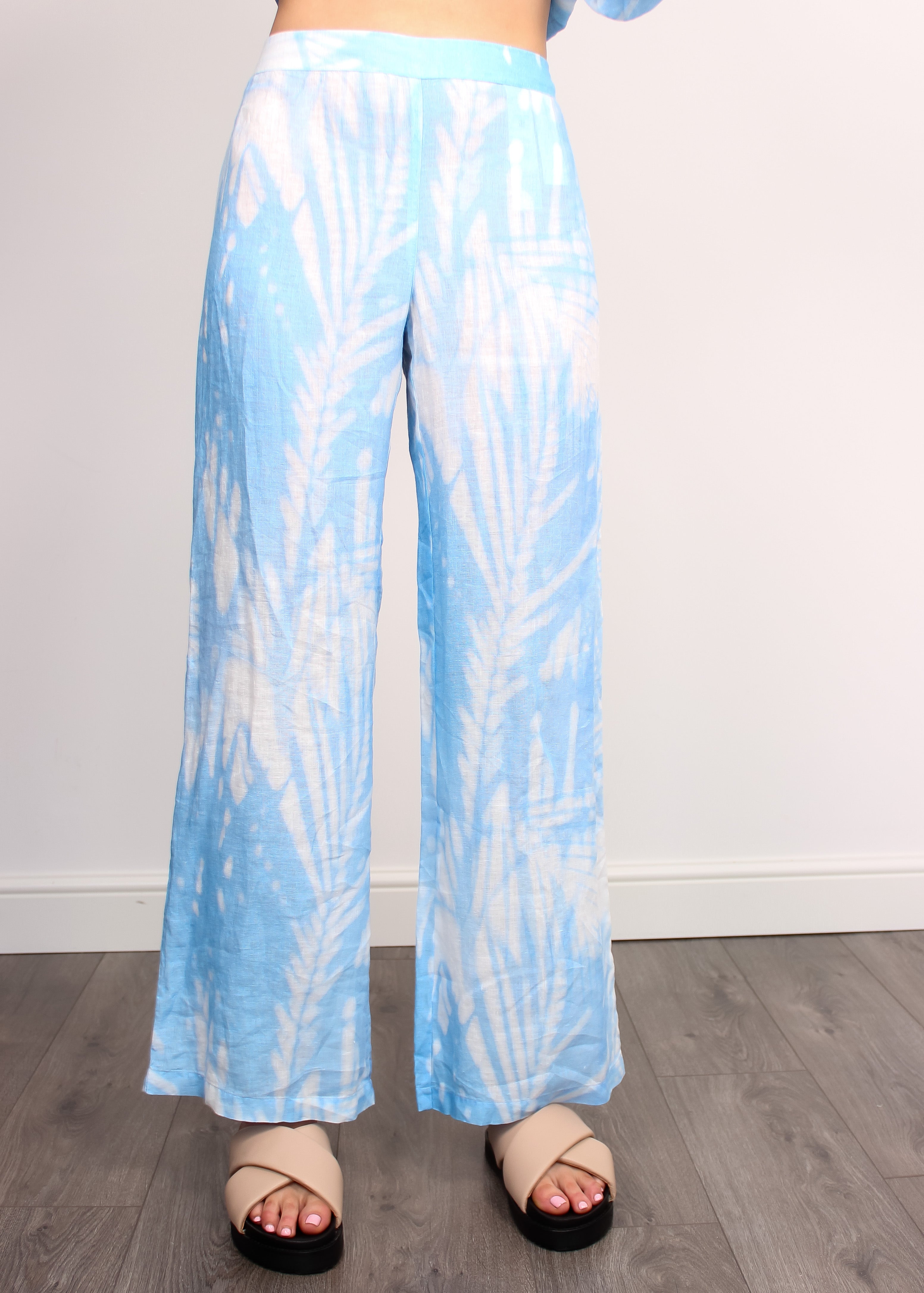 120% Lino V1W29CO Printed Trousers in Blue