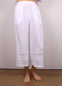 You added <b><u>120% Lino V1W29CE Cropped Trousers in White</u></b> to your cart.