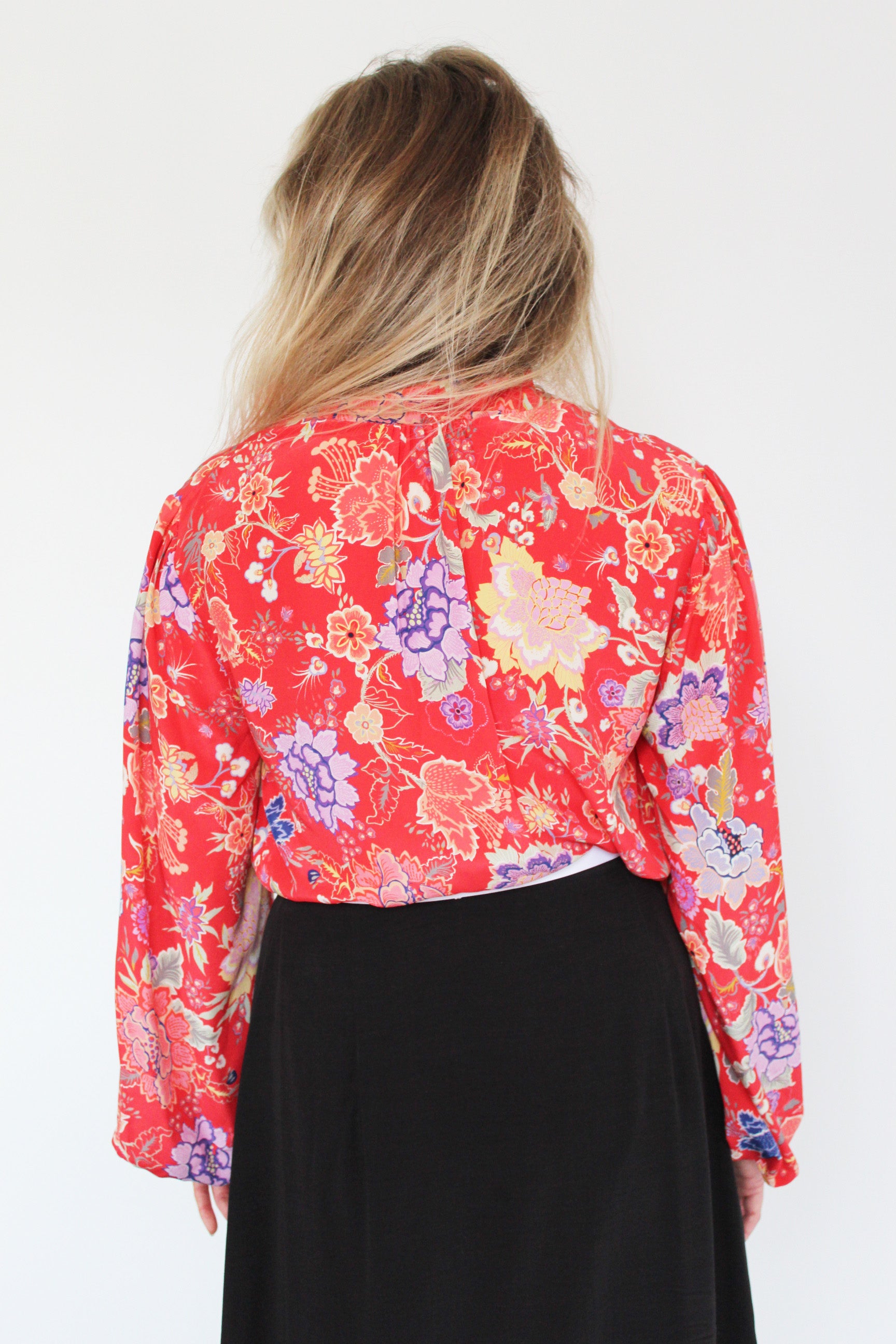RIXO Moss Blouse in Peony Flora Red