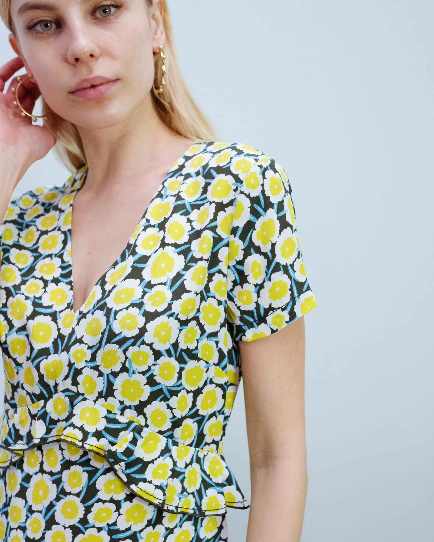 DVF Glenys dress in daisies canteen