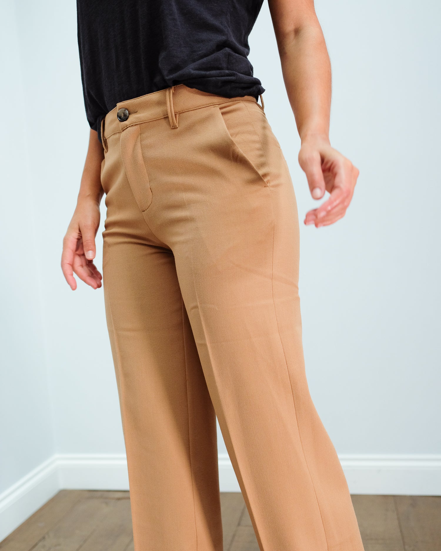 Camel coloured trousers  PrettyLittleThing IE