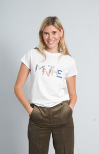 You added <b><u>M Moldova graphic tee in white</u></b> to your cart.