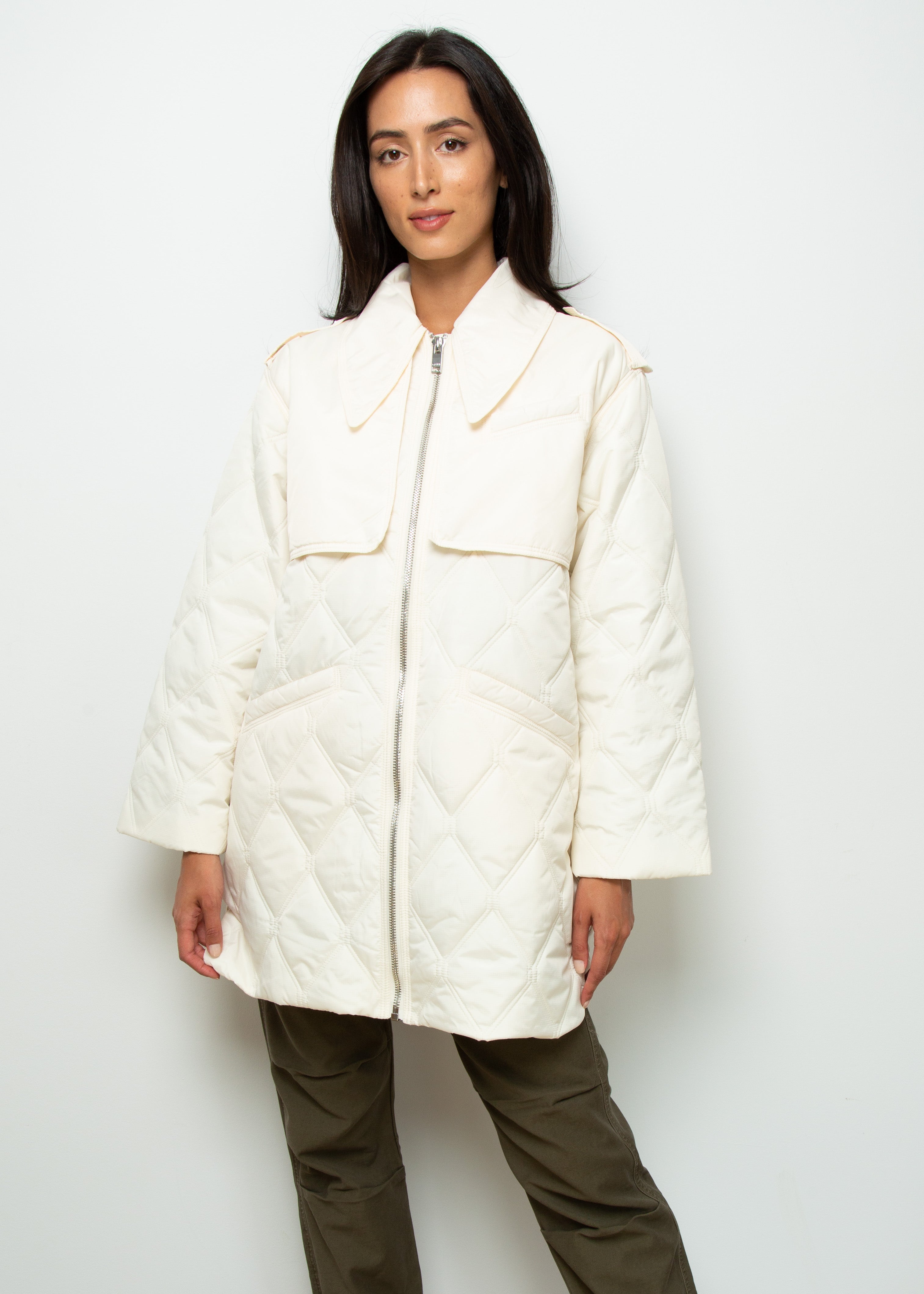 GANNI F7160 Recycled Ripstop Quilt Jacket in Egret