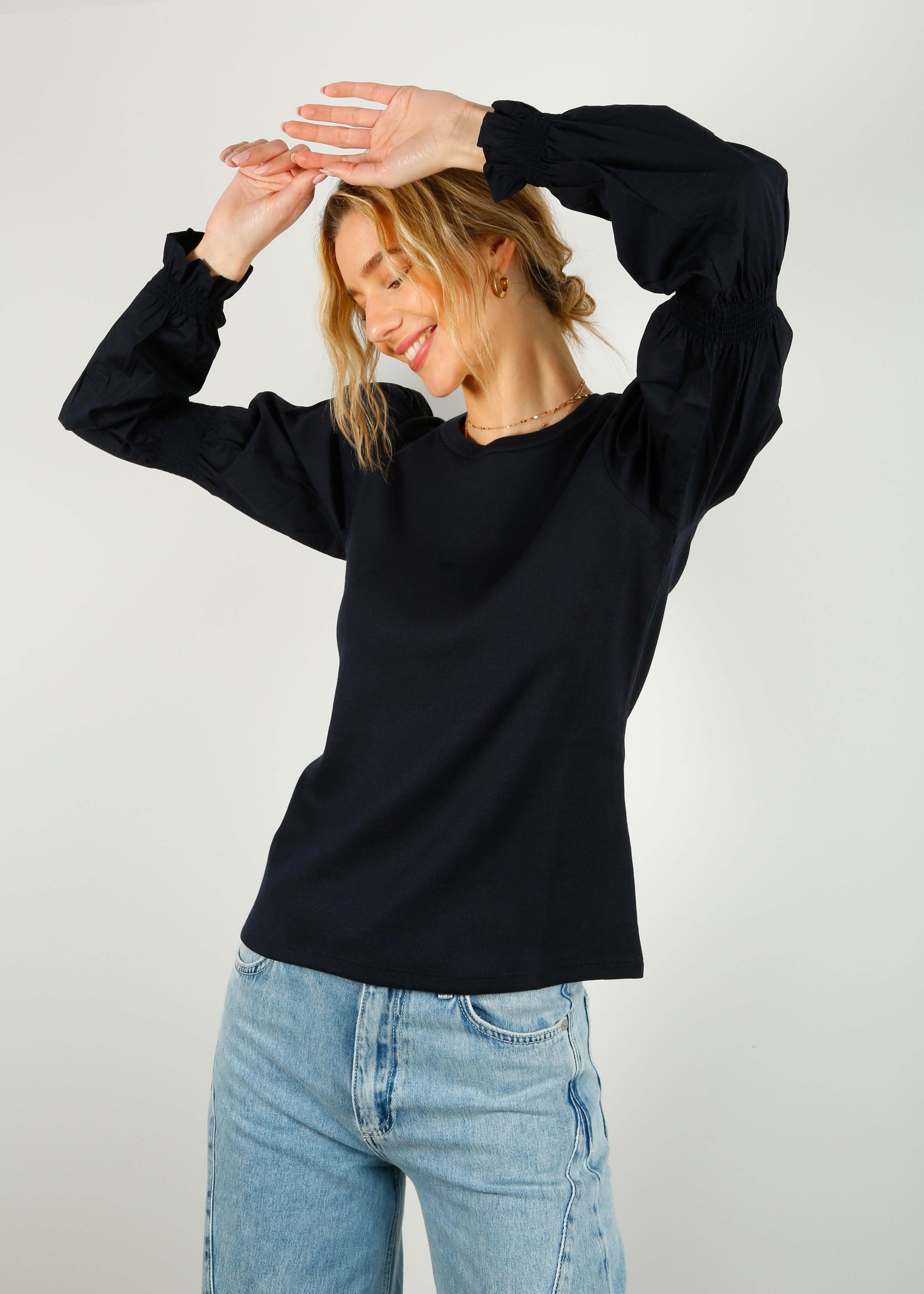 VB Fawn Top in Navy