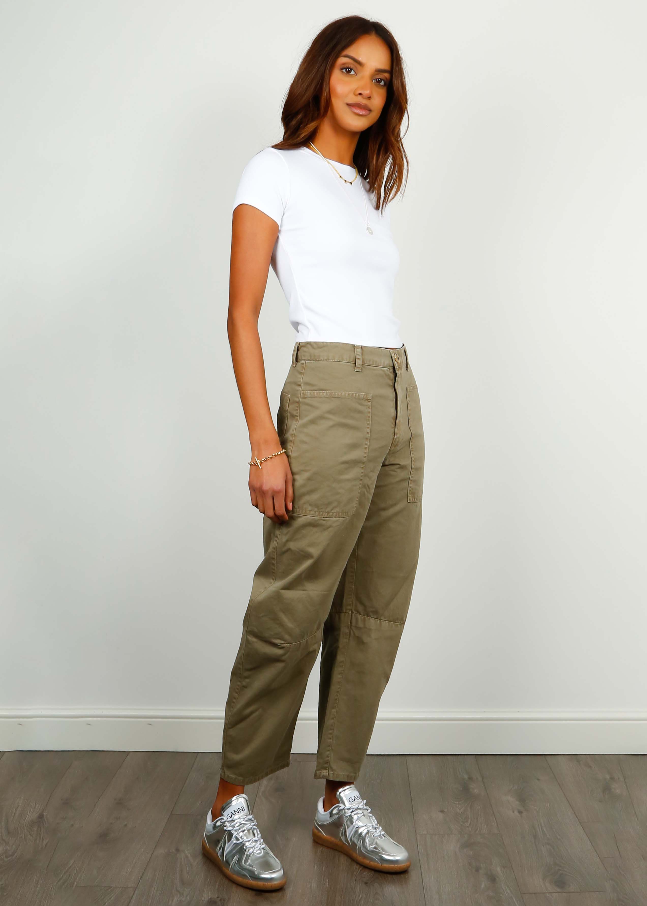 V Brylie Trousers in Gravel