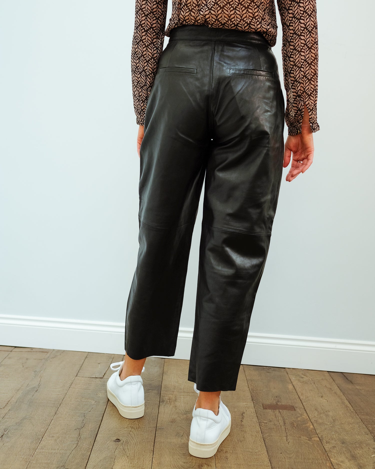 SLF Agnes cropped leather pant in black
