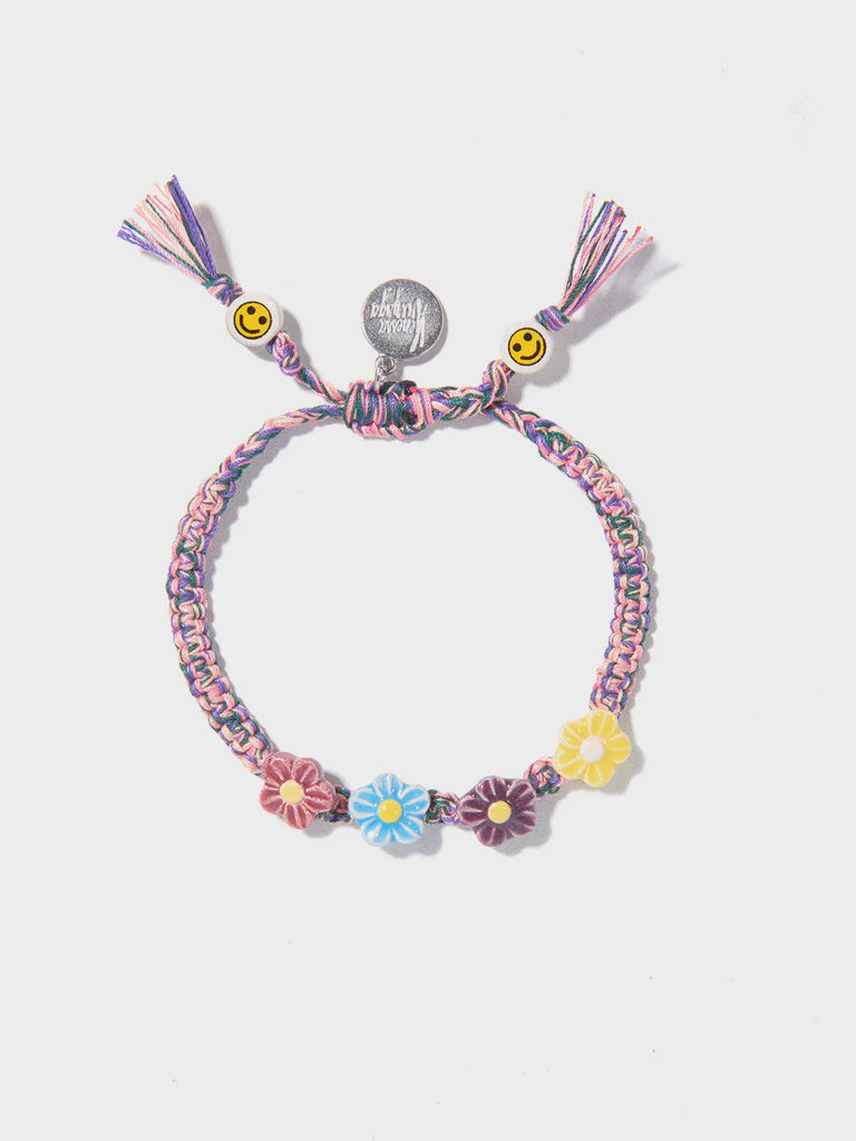 VA Daisy Chain Bracelet