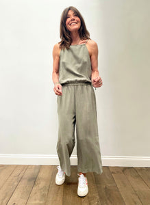 You added <b><u>BD Fray Neck Wide Leg Jumpsuit 6416 in Soft Army</u></b> to your cart.